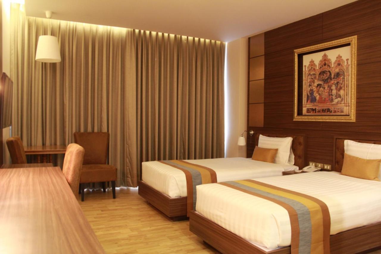 Gallery Design - Sha Extra Plus Sisaket Dış mekan fotoğraf